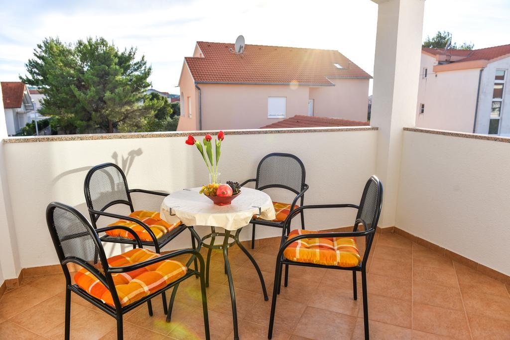 Apartments Purkovic Vodice Exterior foto