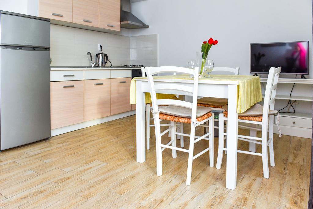 Apartments Purkovic Vodice Exterior foto